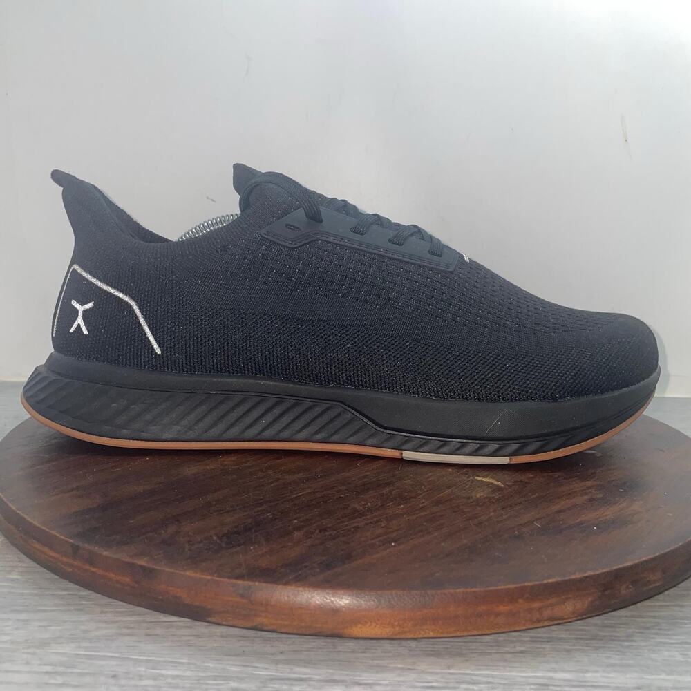 Flux Men's Adapt Runner Waterproof Black Athletic Barefoot Shoes Size 12.5